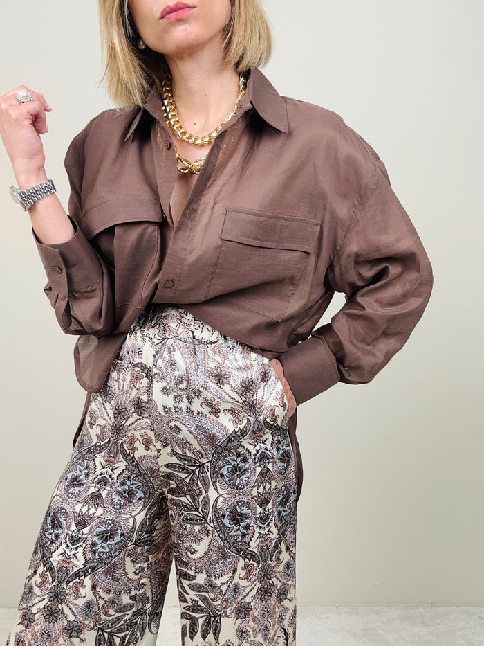 Camicia marrone con tasconi