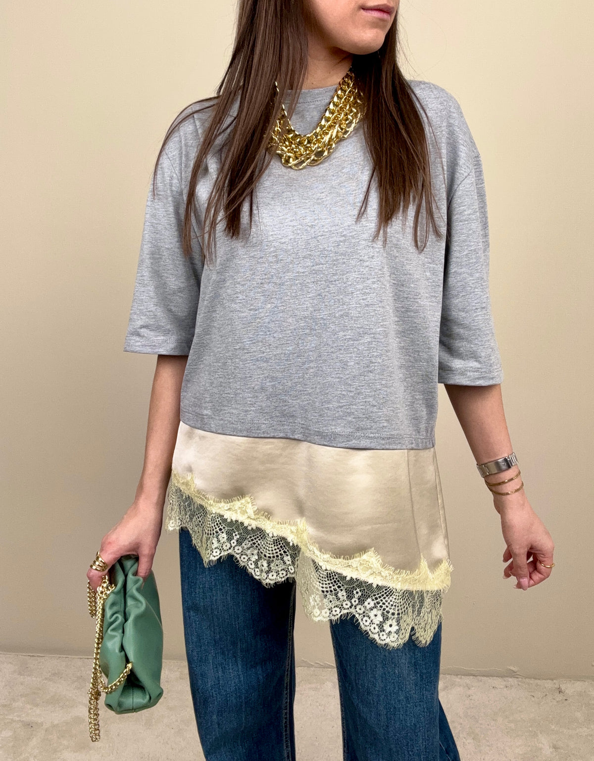 T-shirt con pizzo