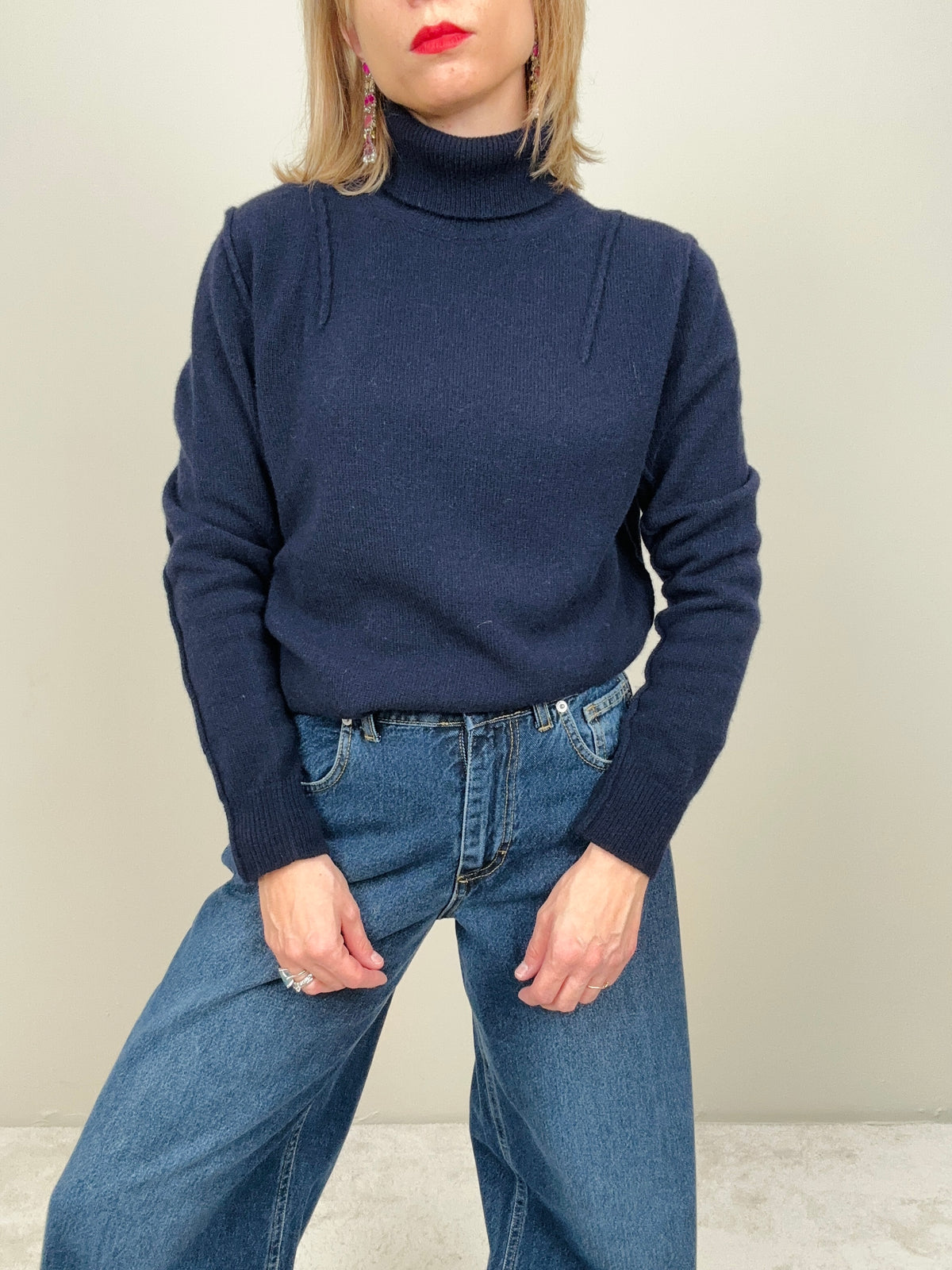 Maglioncino collo alto blu