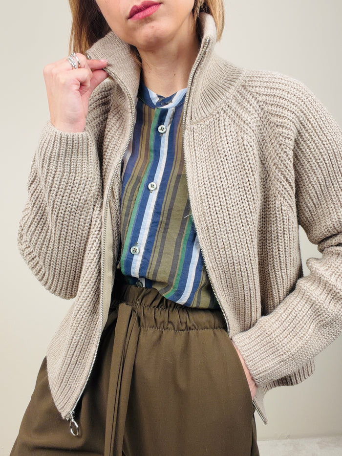 Maglione con zip lunga