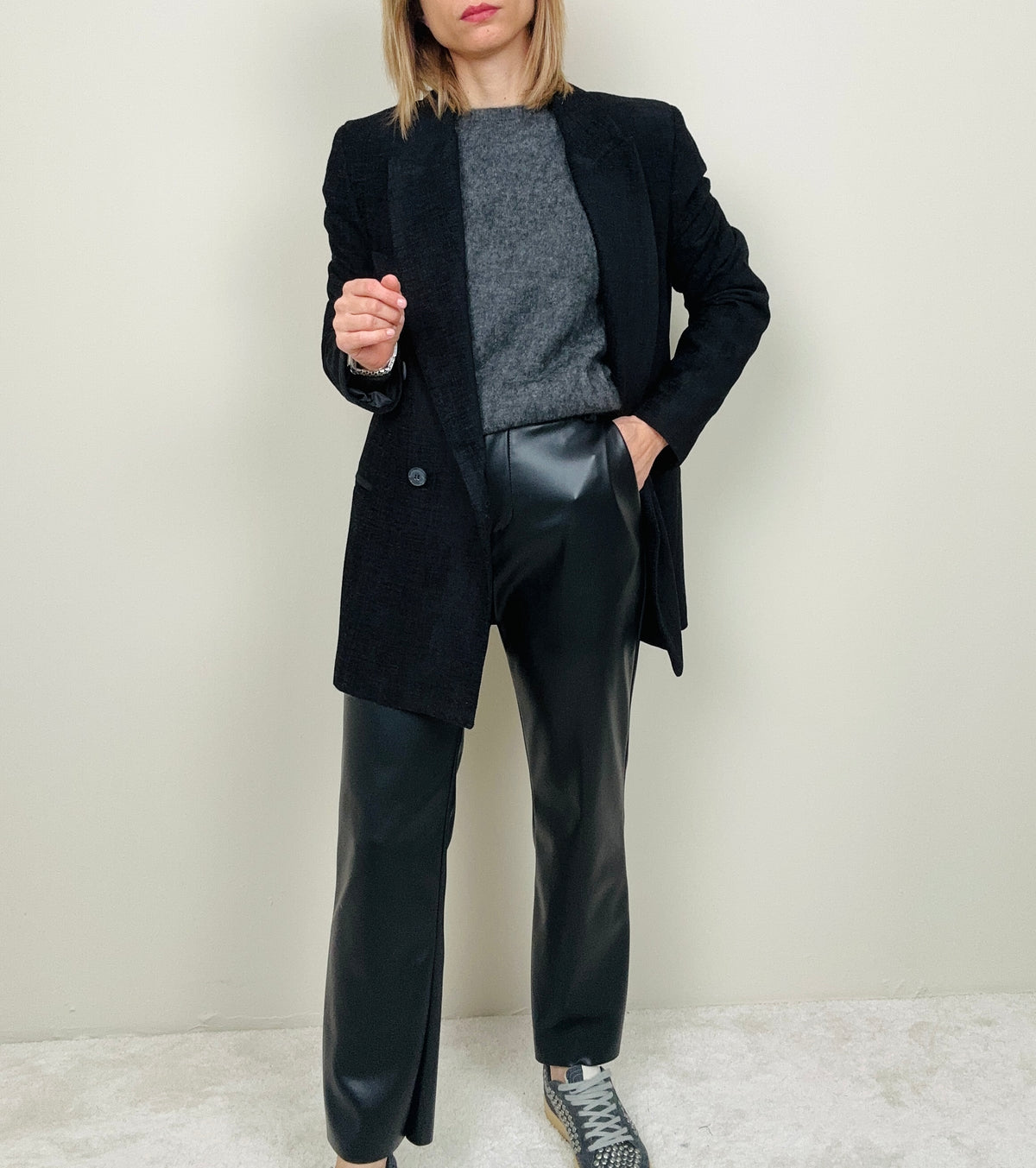 Pantalone a trombetta in ecopelle