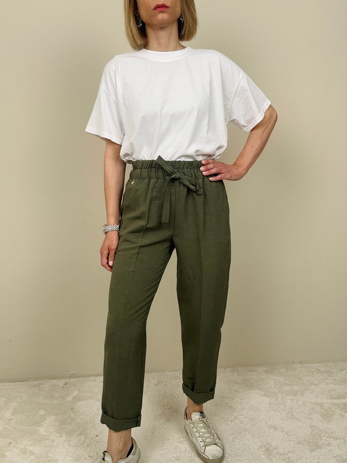 Pantalaccio in viscosa e lino verde