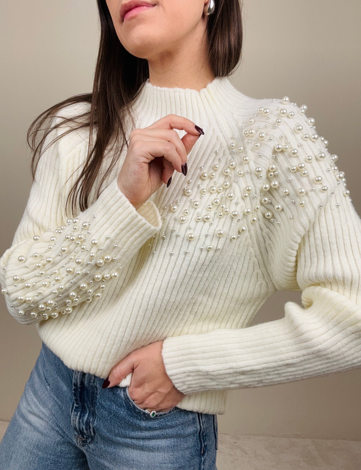 Maglioncino bianco con perle