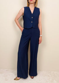 Completo blu con gilet