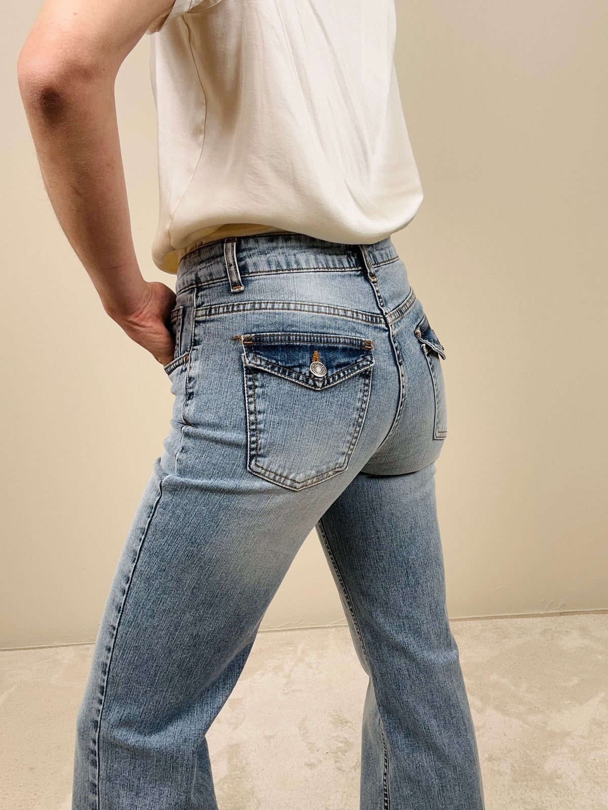 Jeans Emily flare lavaggio chiaro