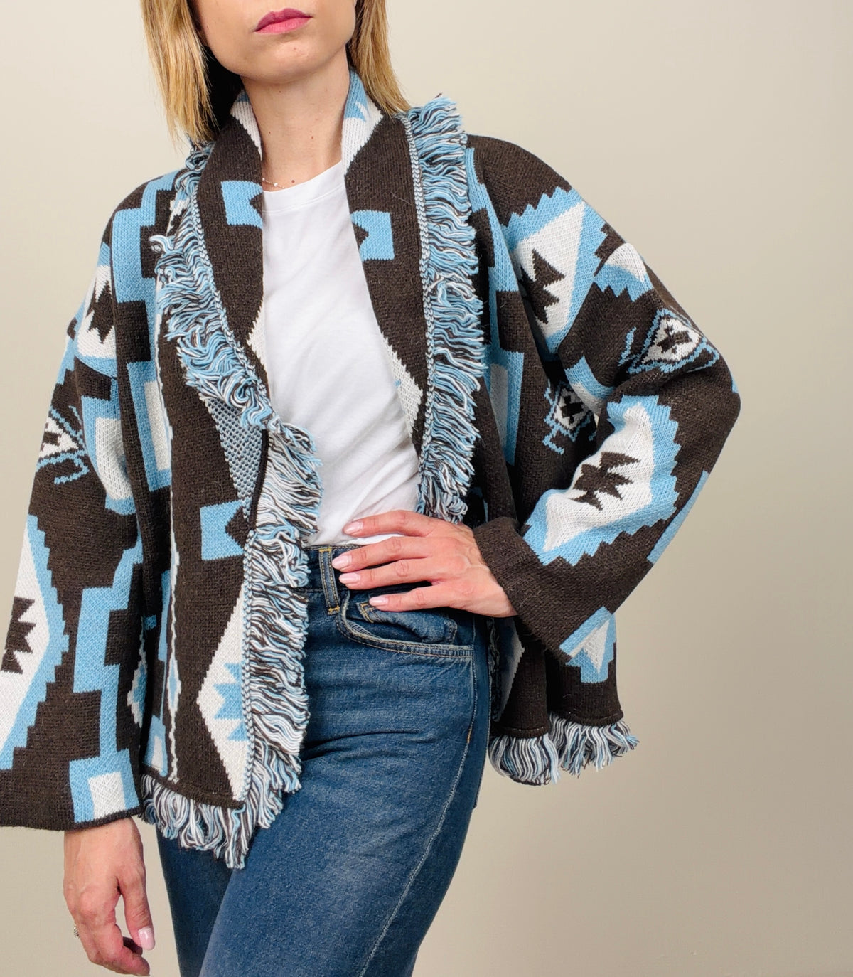 Cardigan etinico marrone-azzurro