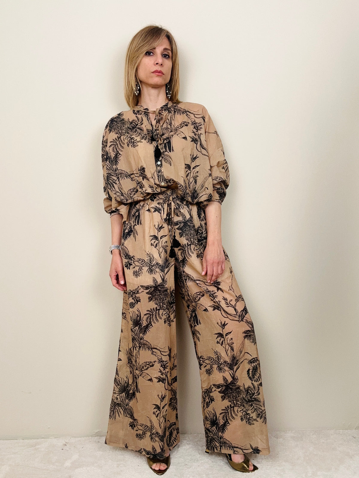 Pantalone in fantasia tabacco-nero