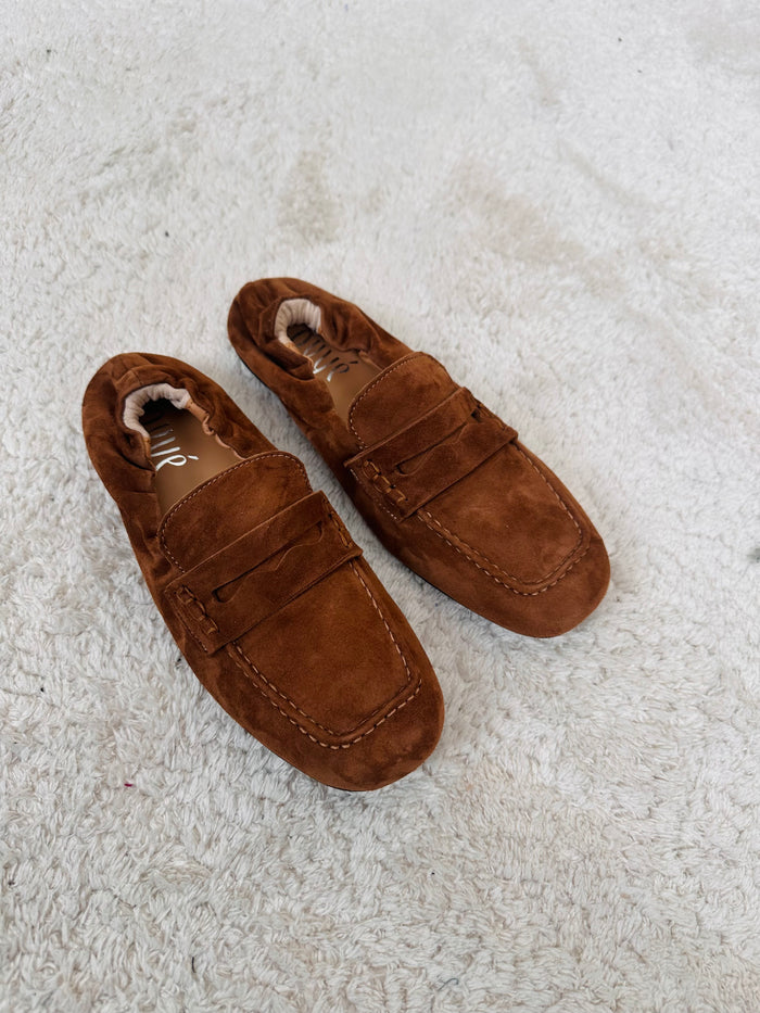 Mocassino con elastico dietro