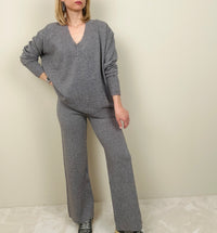 Tuta in maglia con scollo (più colori)