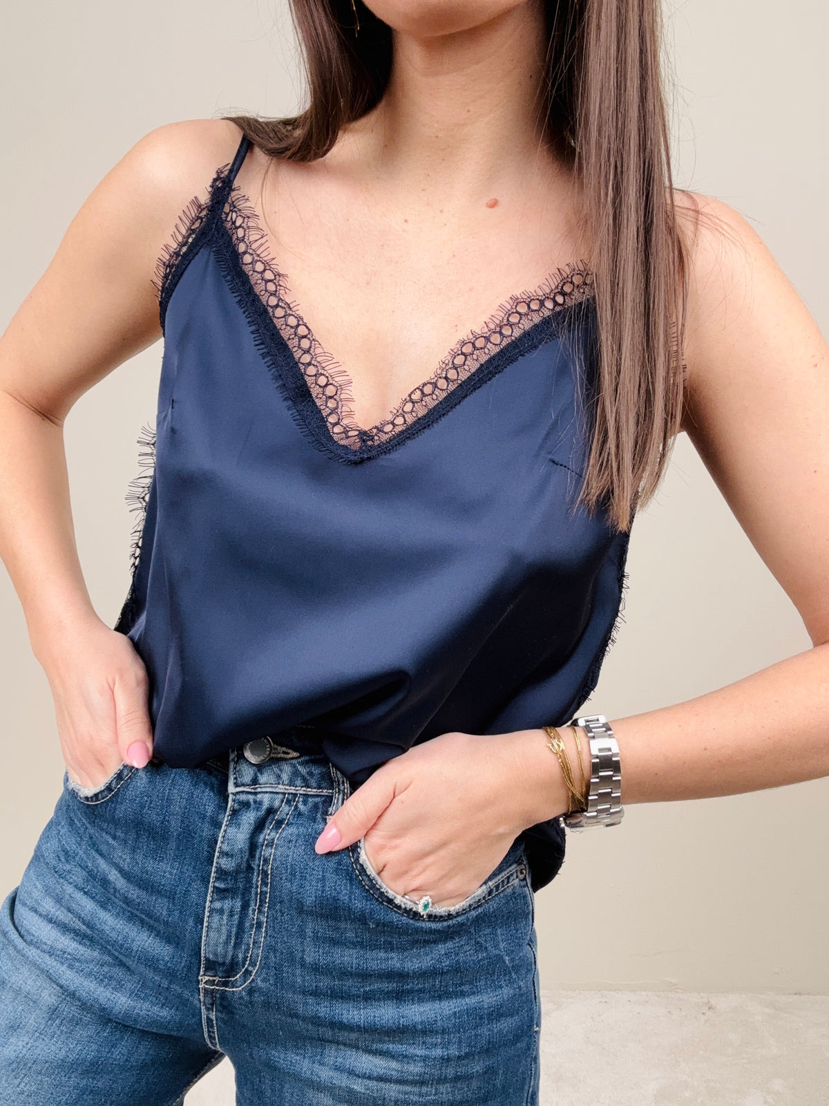 Top con pizzo (più colori)