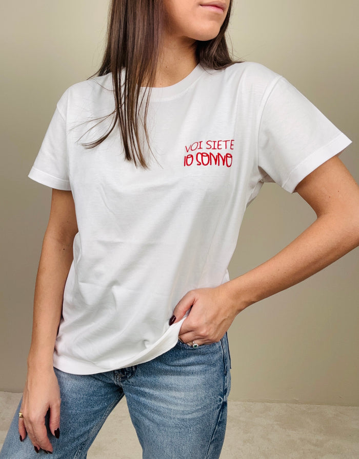 T-shirt “voi siete, io sonno”
