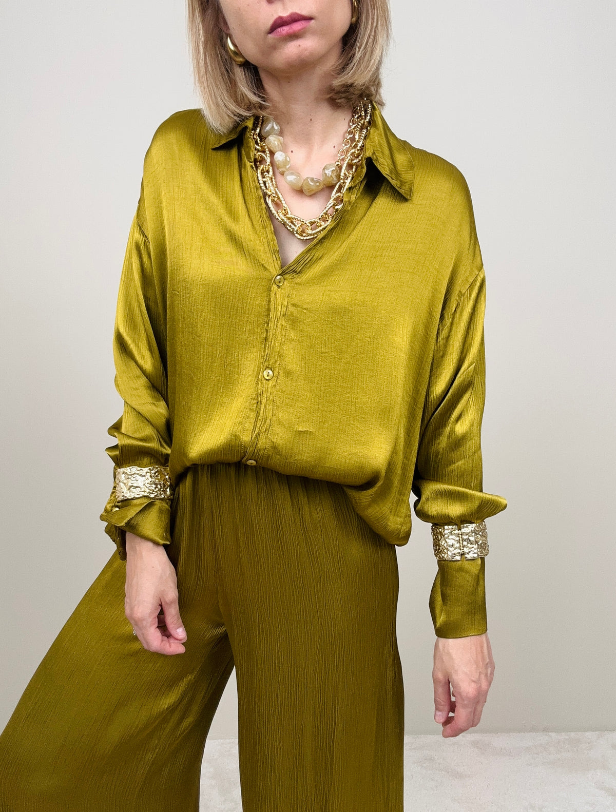 Camicia olio con colletto