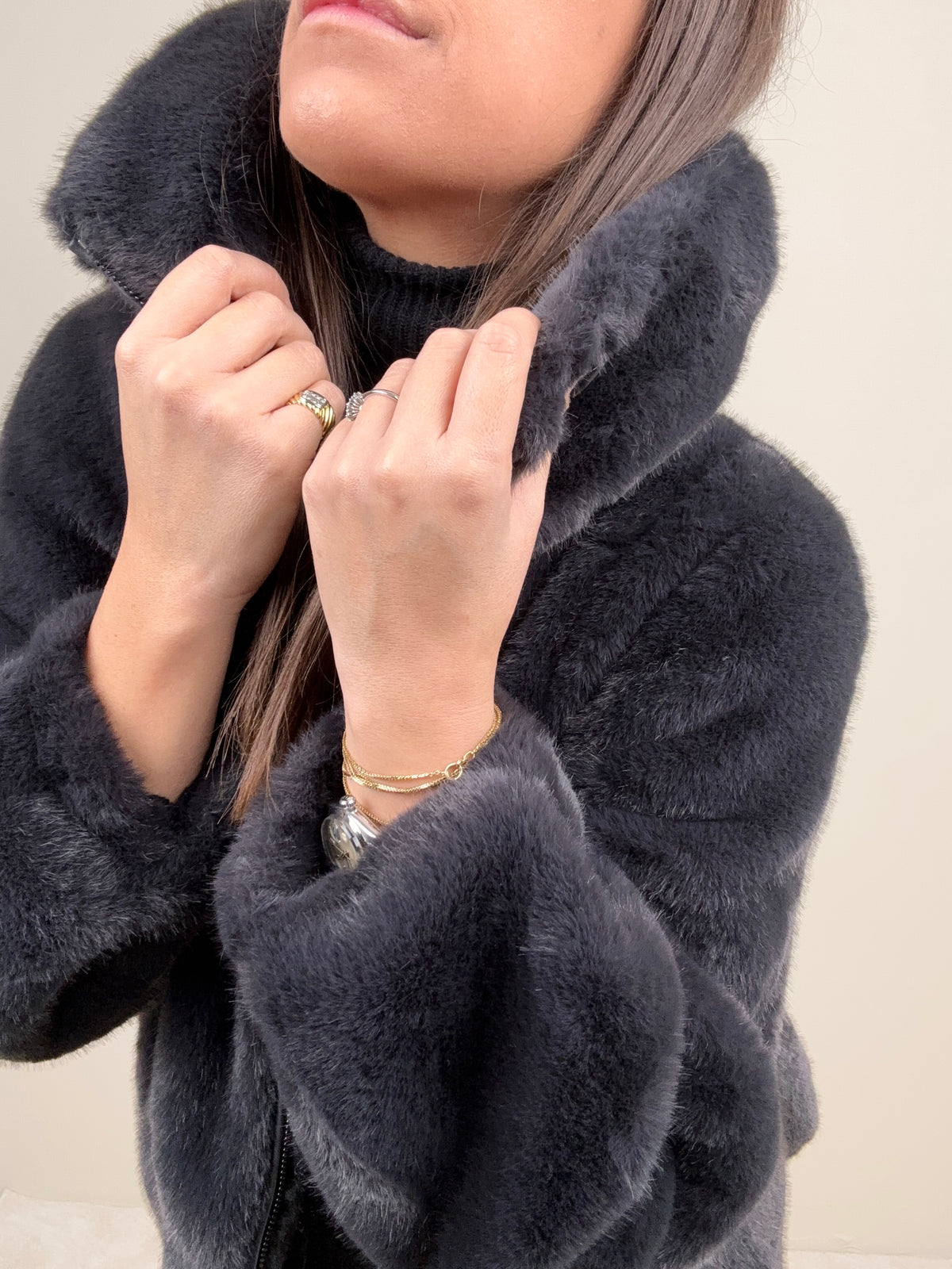 Eco pelliccia grigio fumo