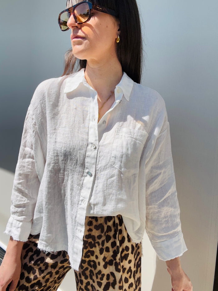Camicia in lino dettagli sfrangiati