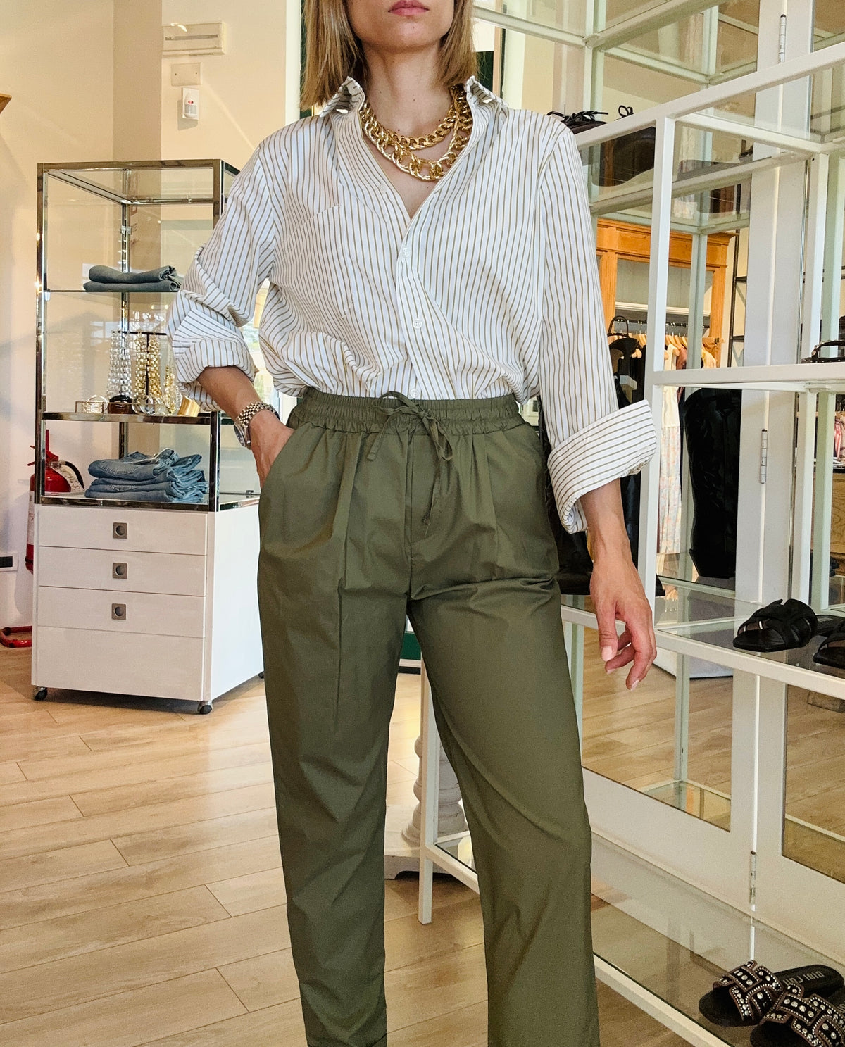 Pantalone in cotone con elastico in vita (più colori)