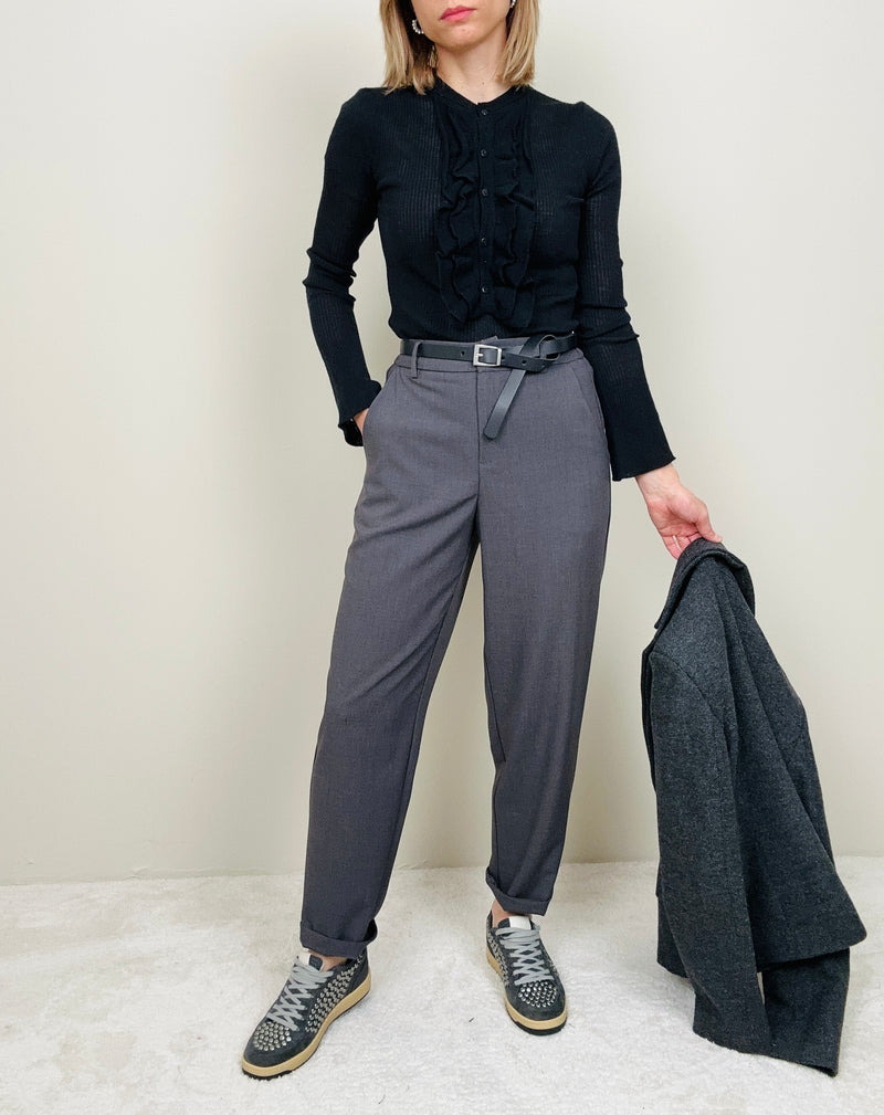 Pantalone grigio asciutto