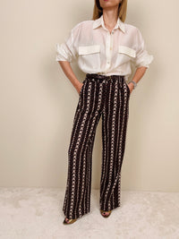 Pantalone in fantasia geometrica