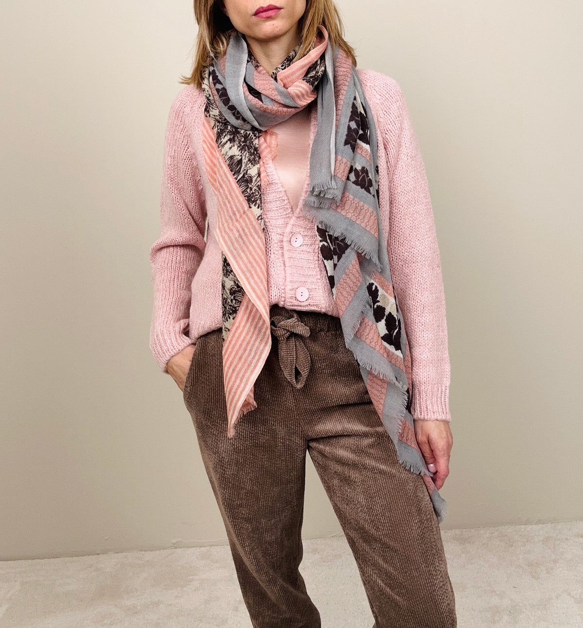 Jogging in velluto taupe