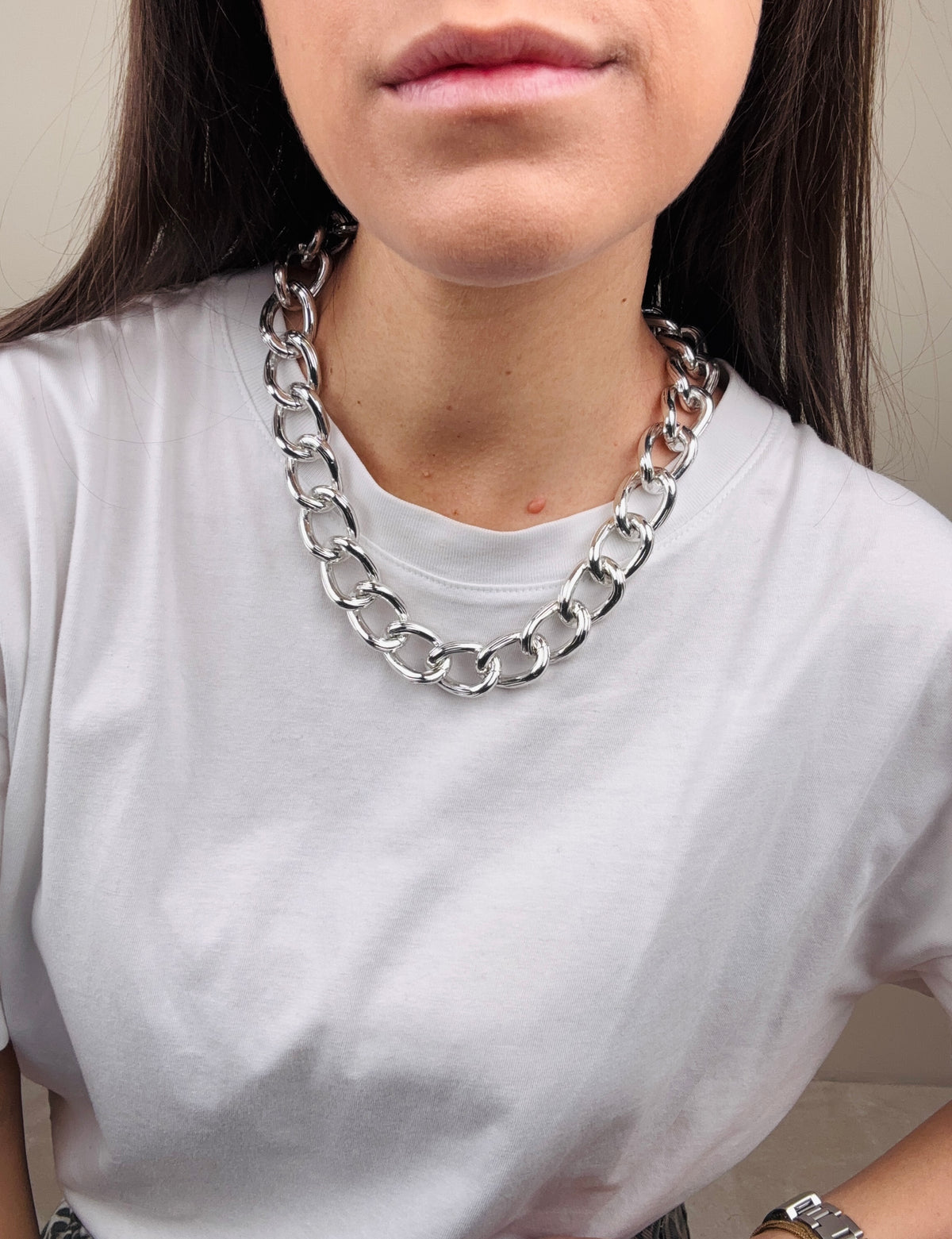 Collana catena media