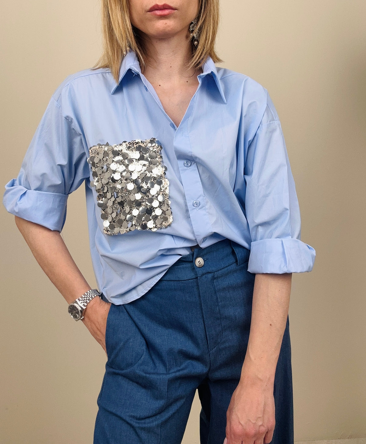 Camicia in cotone con tasca in paillettes (più colori)