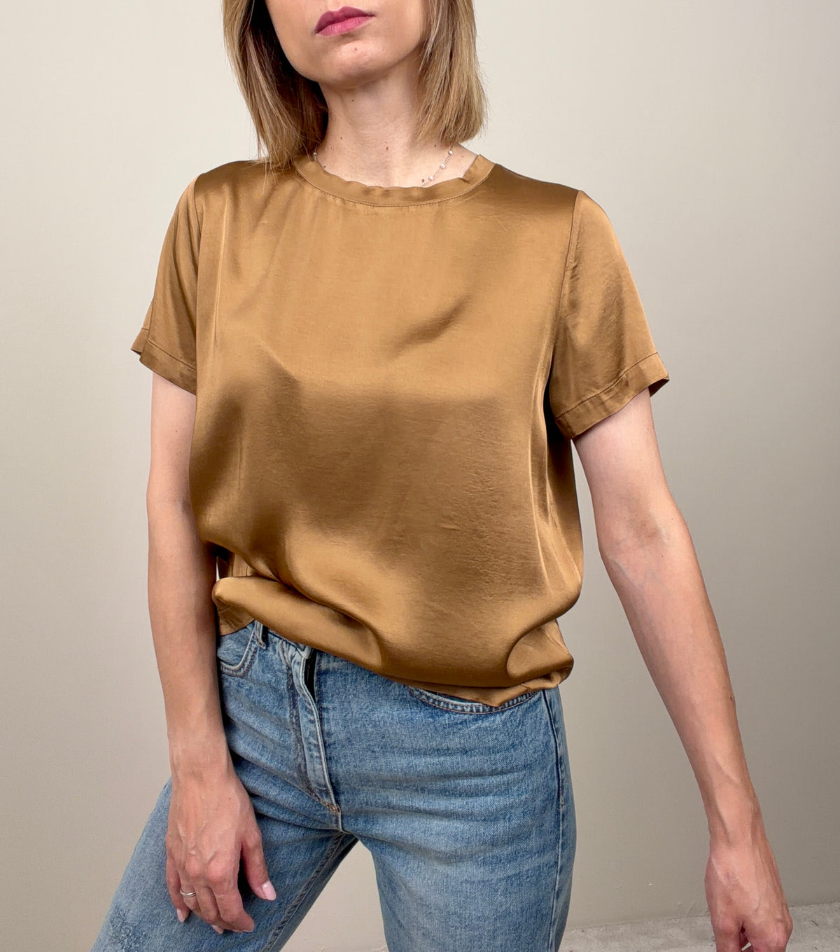 T-shirt in viscosa tabacco