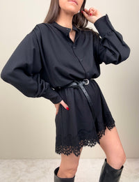 Tutina con fondo in pizzo