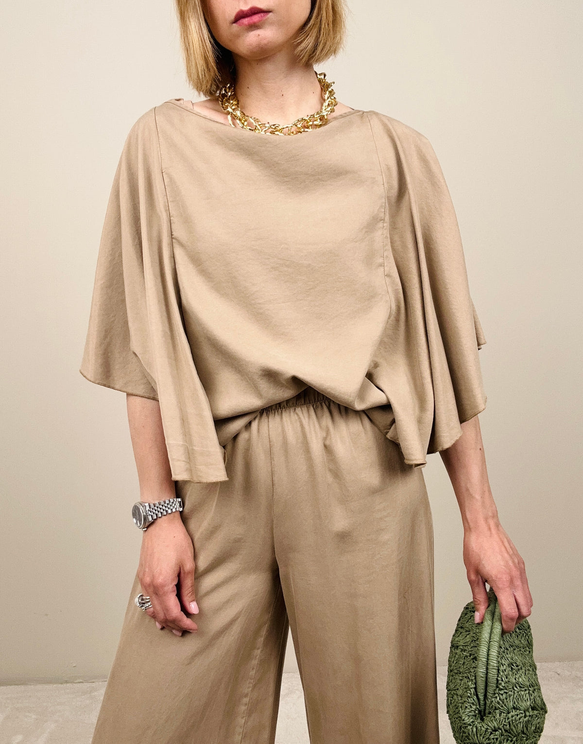 Blusa in viscosa sabbia