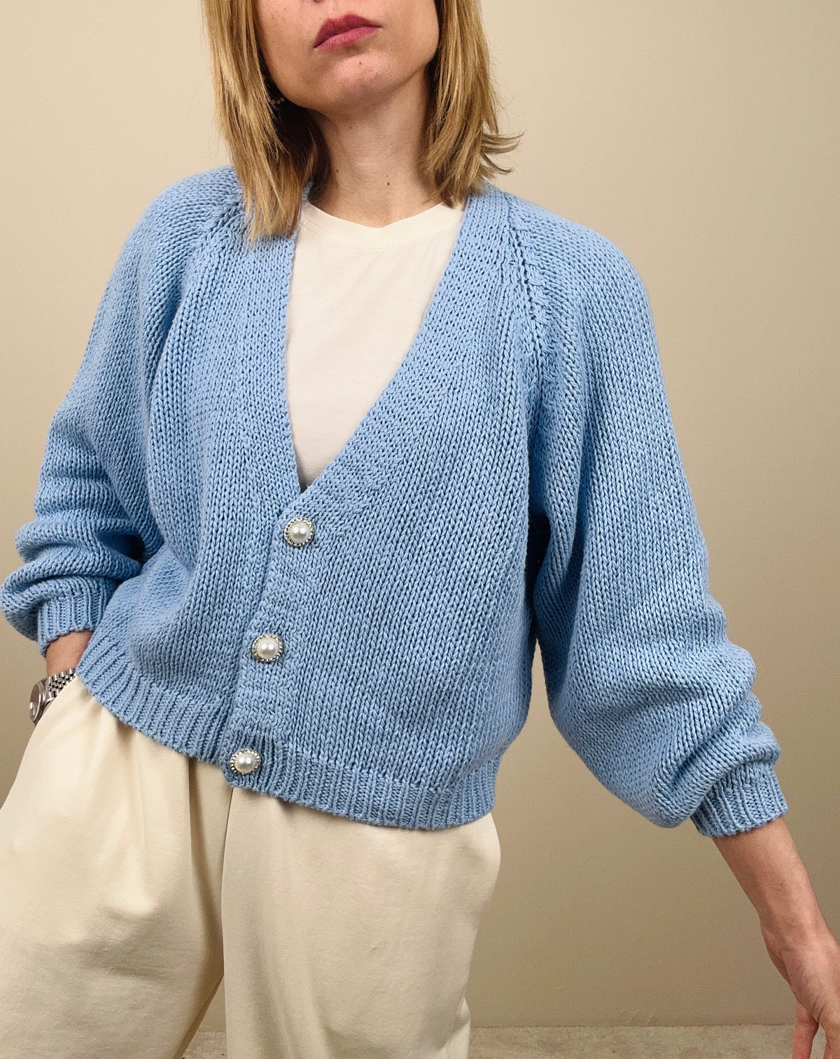 Cardigan con bottoni gioiello
