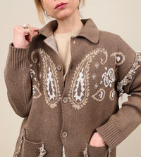Cardigan con colletto e bottoni
