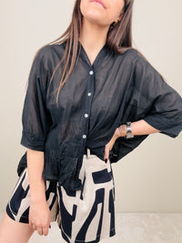 Camicia in mussola nera