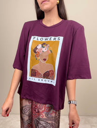 T-shirt flowers all around vino