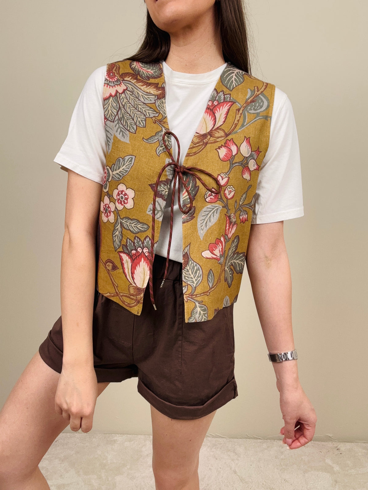 Gilet con laccetto