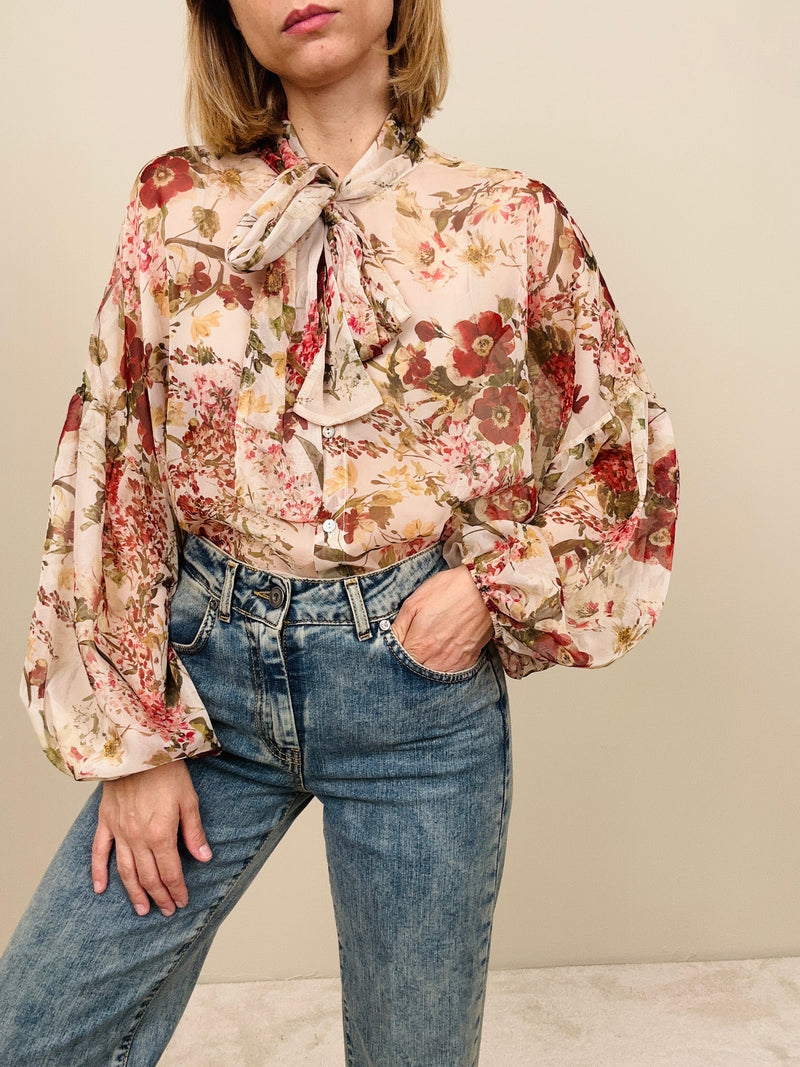 Camicia con fiocco crema