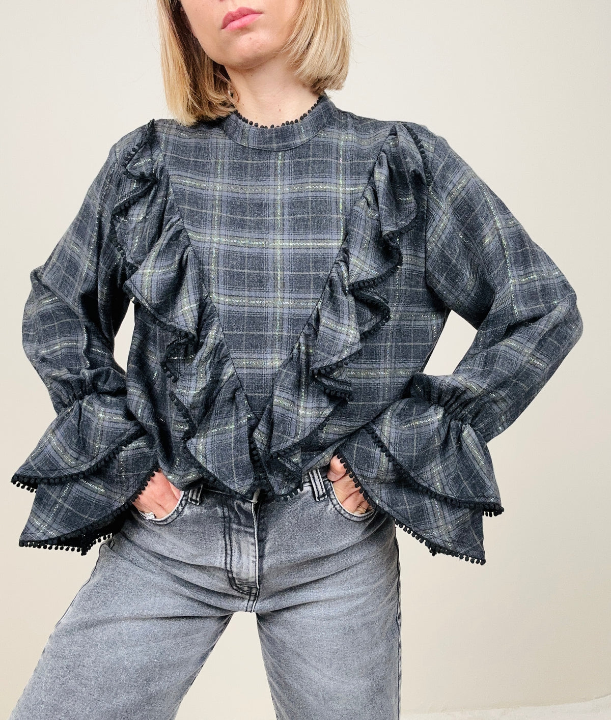 Camicia a quadri con voilant