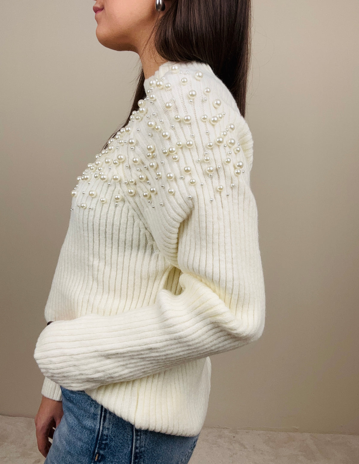Maglioncino bianco con perle