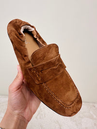 Mocassino con elastico dietro