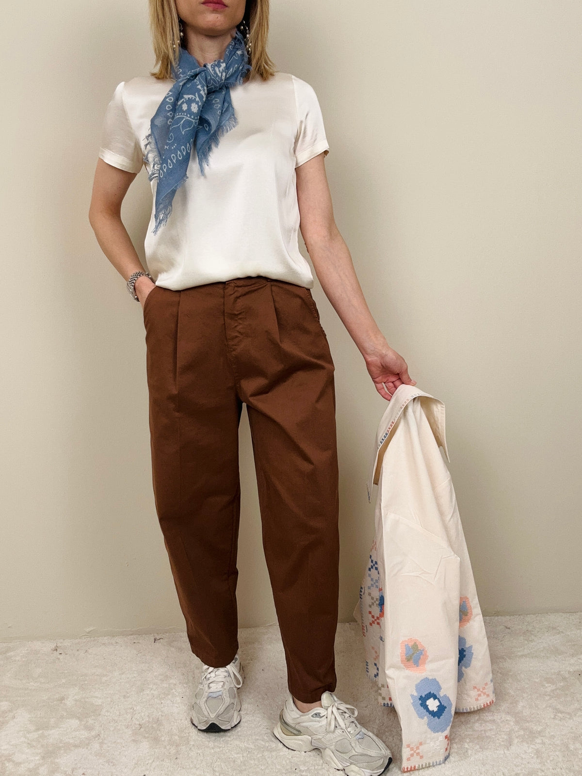 Pantalone in cotone moro