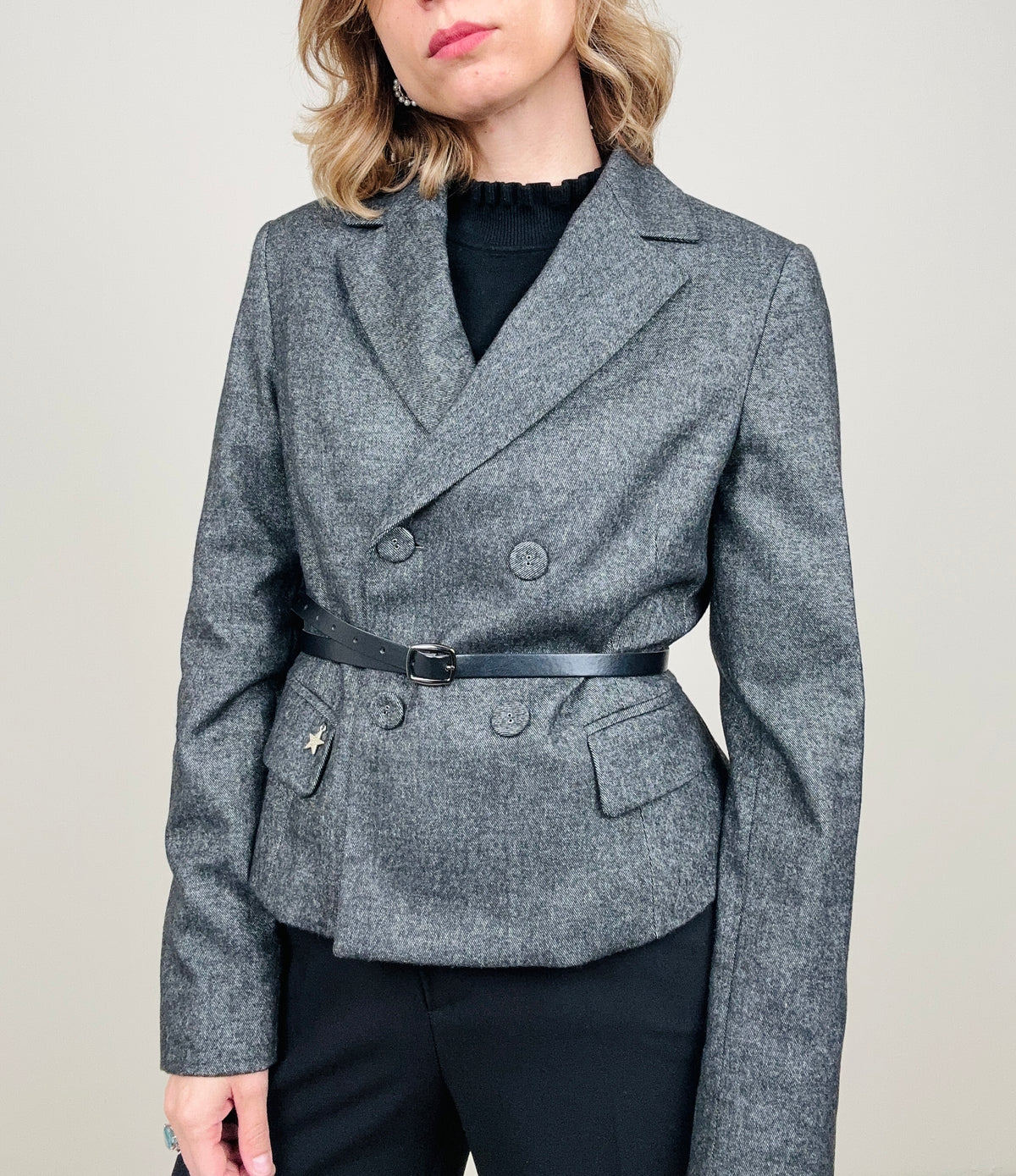 Giacchina grigio con cinturina