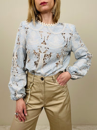 Camicia cielo ricamata