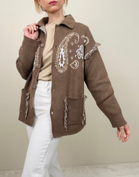 Cardigan con colletto e bottoni