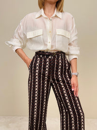 Pantalone in fantasia geometrica