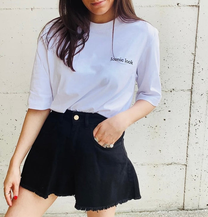 T-shirt Iconic look (più colori)