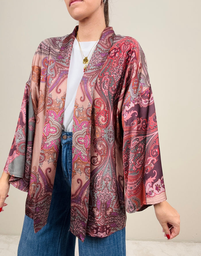 Kimono in fantasia rosa