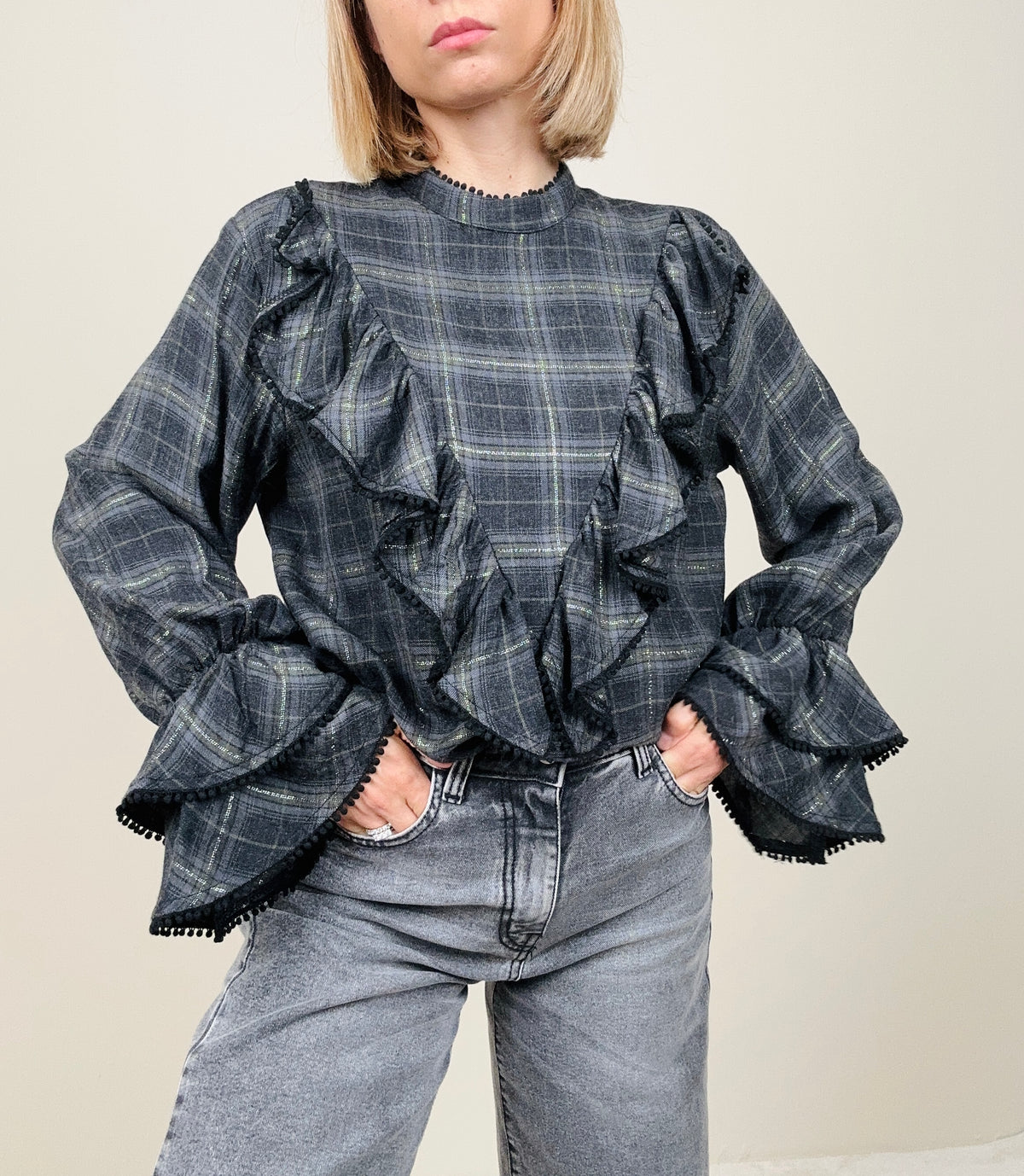 Camicia a quadri con voilant