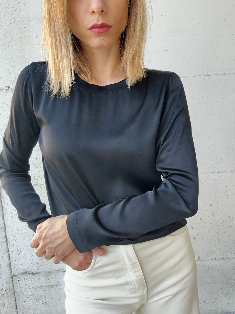 Blusa viscosa basic manica lunga (più colori)