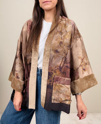 Kimono sui toni della terra