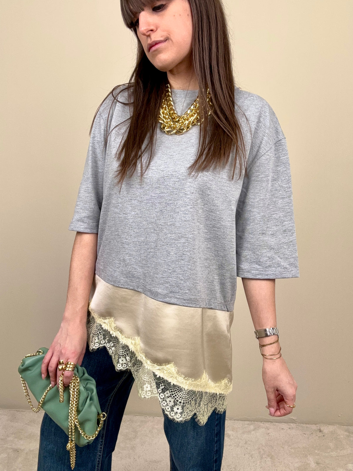 T-shirt con pizzo