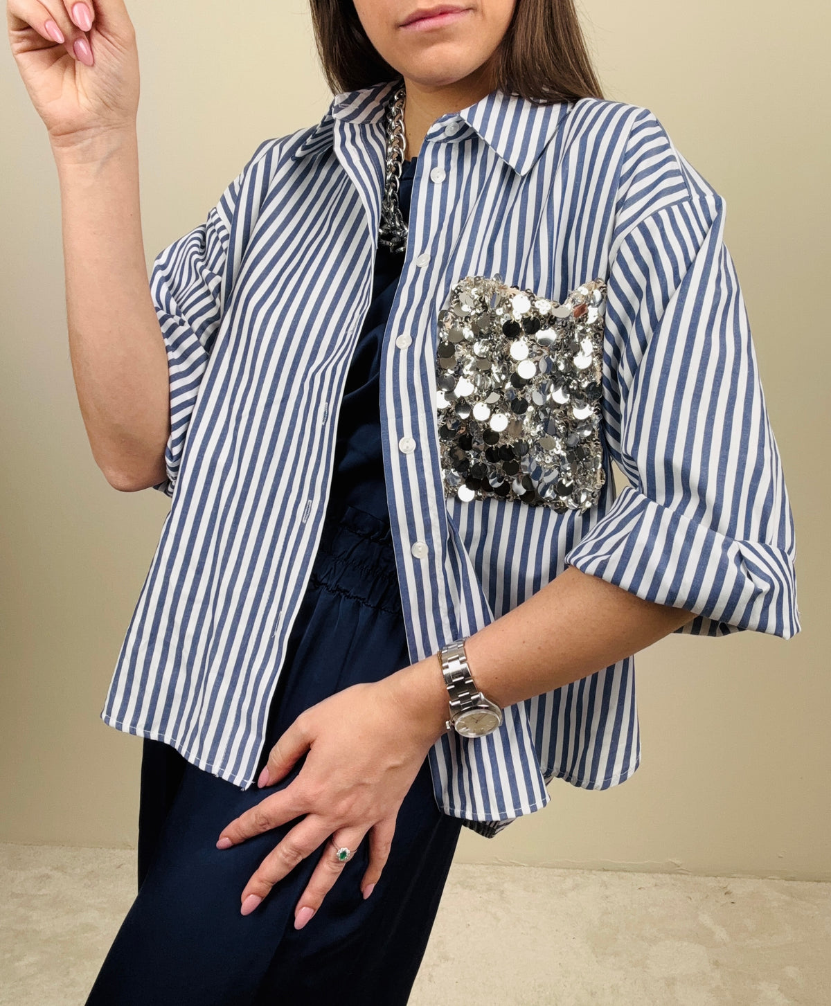 Camicia righe e paillettes