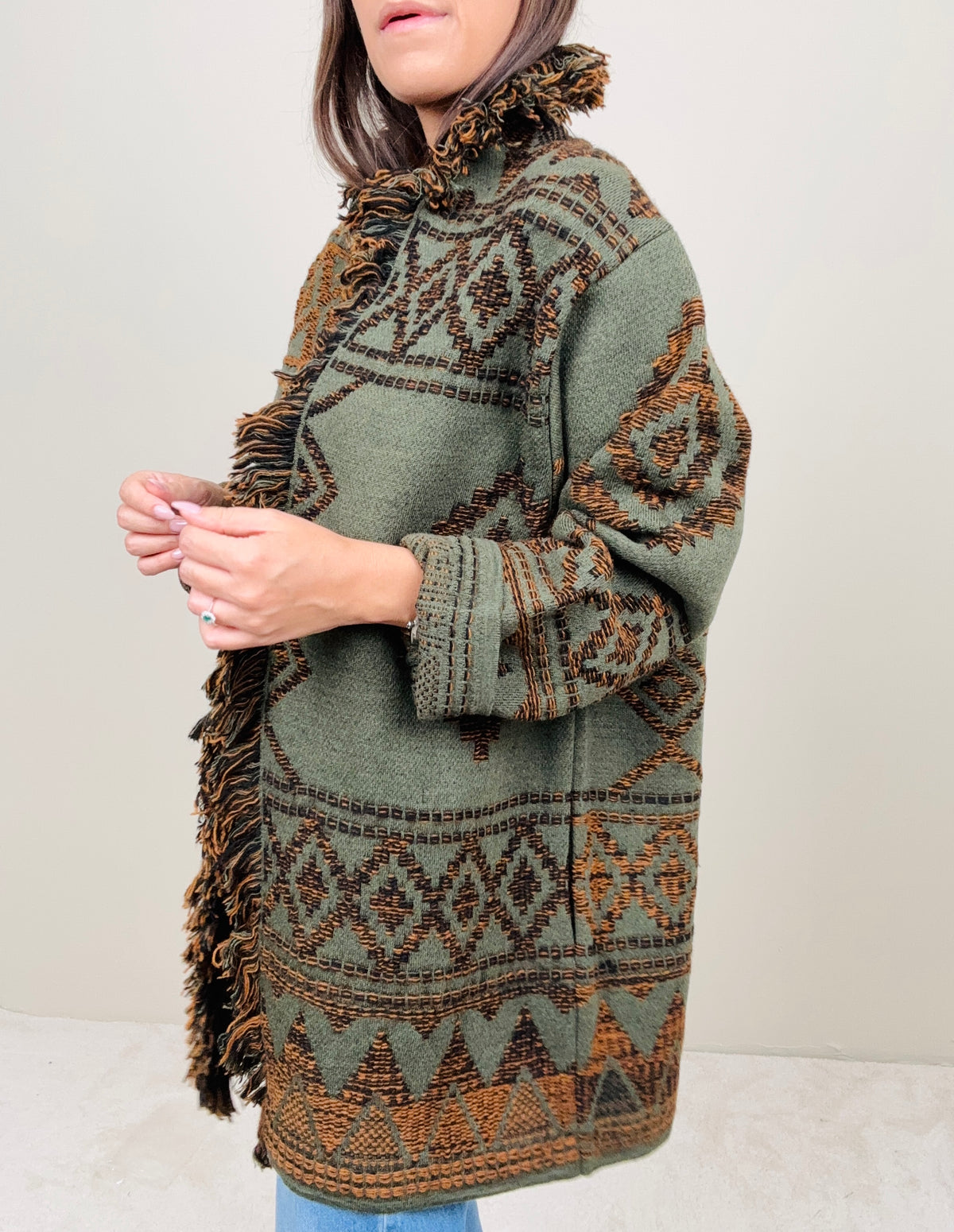 Cardigan etnico militare