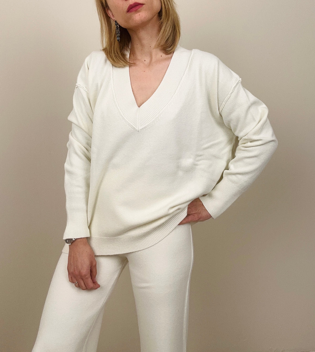 Tuta in maglia con scollo (più colori)